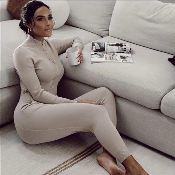 Zara Pants - ZARA LIMITED EDITION KNIT JUMPSUIT